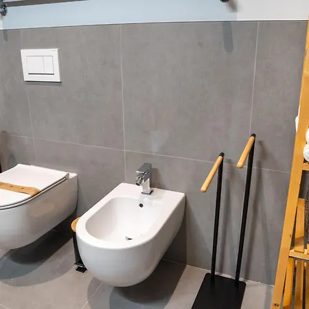 Guesthost - Casa Innocenza דירה ראבנה