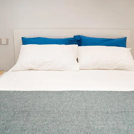 Guesthost - Casa Innocenza דירה ראבנה