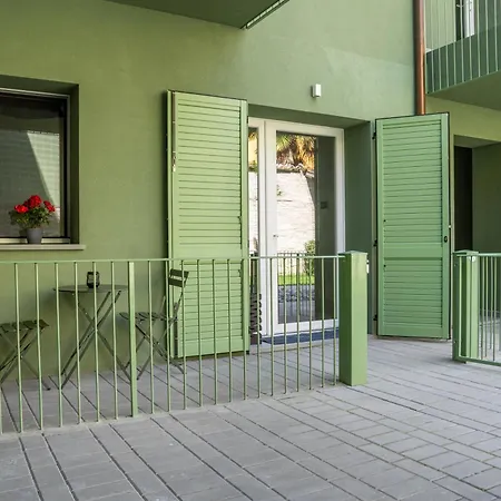 Guesthost - Casa Innocenza דירה *