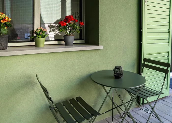 Guesthost - Casa Innocenza Apartment