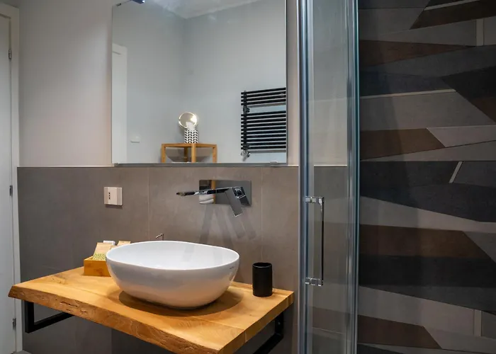 Guesthost - Casa Innocenza